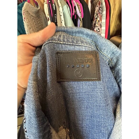 Blank NYC Medium Wash Denim Jacket Studden Jean Collared Sz M‎ Button Down - Picture 8 of 9
